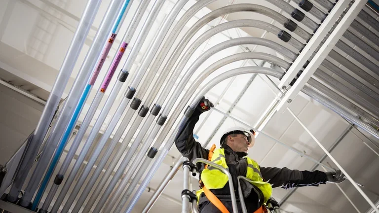 Equipment & Installations in Crolles 19